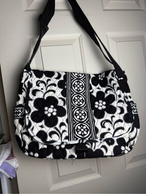 NWT Vera Bradley Night & Day Messenger Bag Crossbody Purse Computer Bag Reti